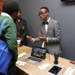 un nigérian refuse un Job à Microsoft