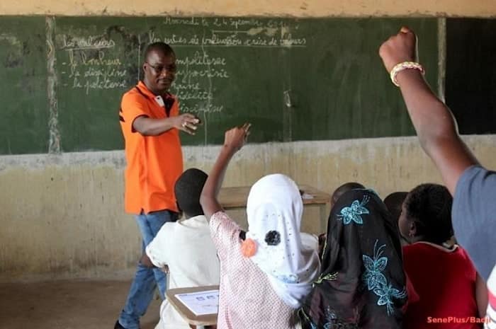 Enseignants remplaçants/enseignants boudent les classes/impôts sur les salaires/Crise scolaire en Afrique/Mirador/Partenariat mondial pour l'éducation/Éducation au Sénégal/Journée de l’enseignant/Loi de finances 2018